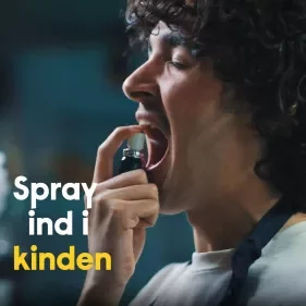 Spray på innsiden av kinnene